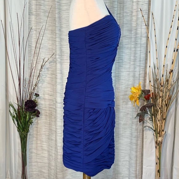 JJ’s House solid blue one shoulder party dress. - Picture 12 of 16